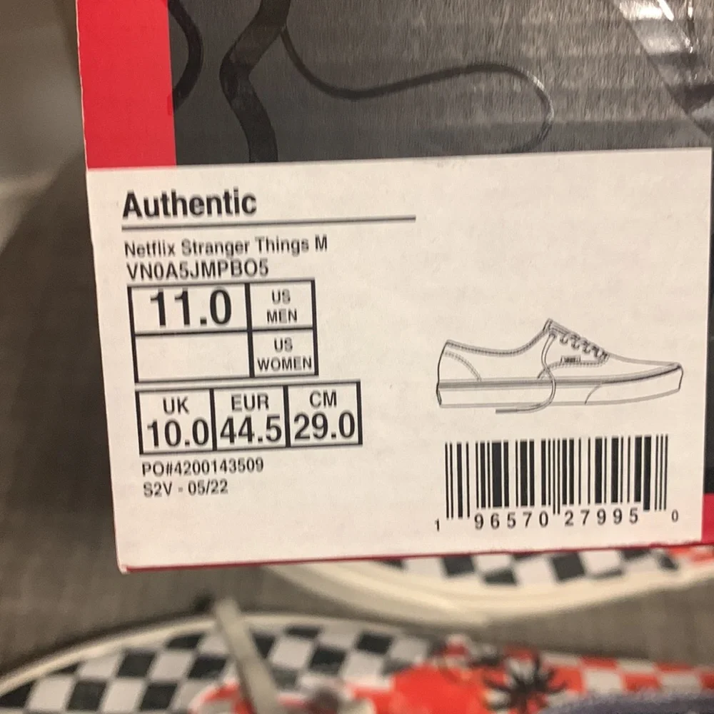 Stranger Things Vans - Surfer Boy Pizza Checkerboard Shoes - Picture 2 of 8